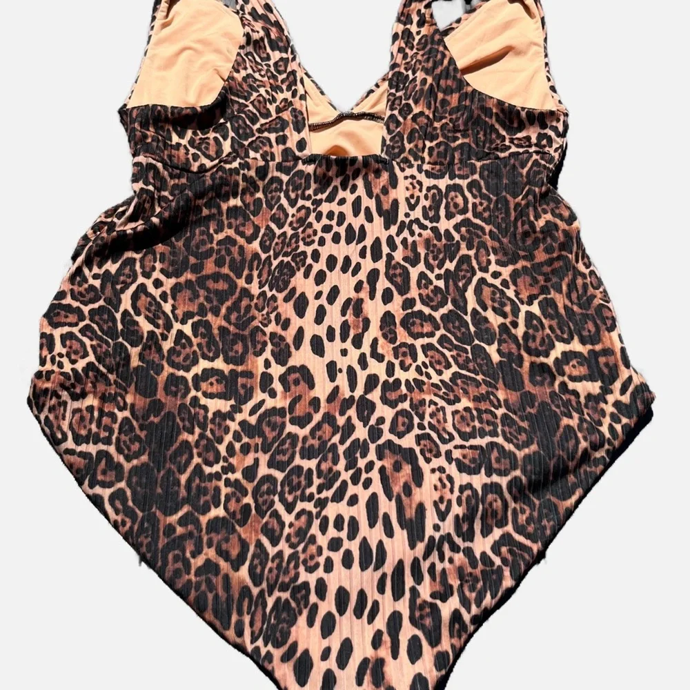 ASOS Maternity Leopard Print One Piece NWOT - Picture 5 of 13